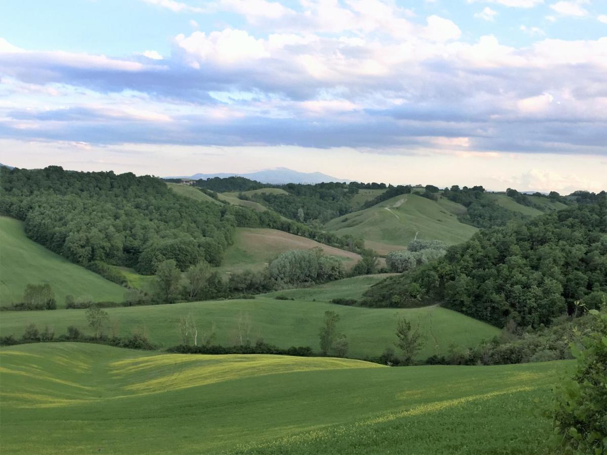 2 Cuori E 1 Yurta Glamping In Tuscany - Adults Only Asciano Eksteriør billede