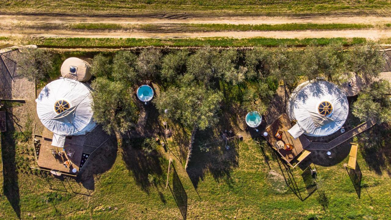 2 Cuori E 1 Yurta Glamping In Tuscany - Adults Only Asciano Eksteriør billede
